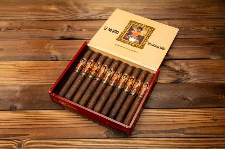 El Negro Maduro Cigars